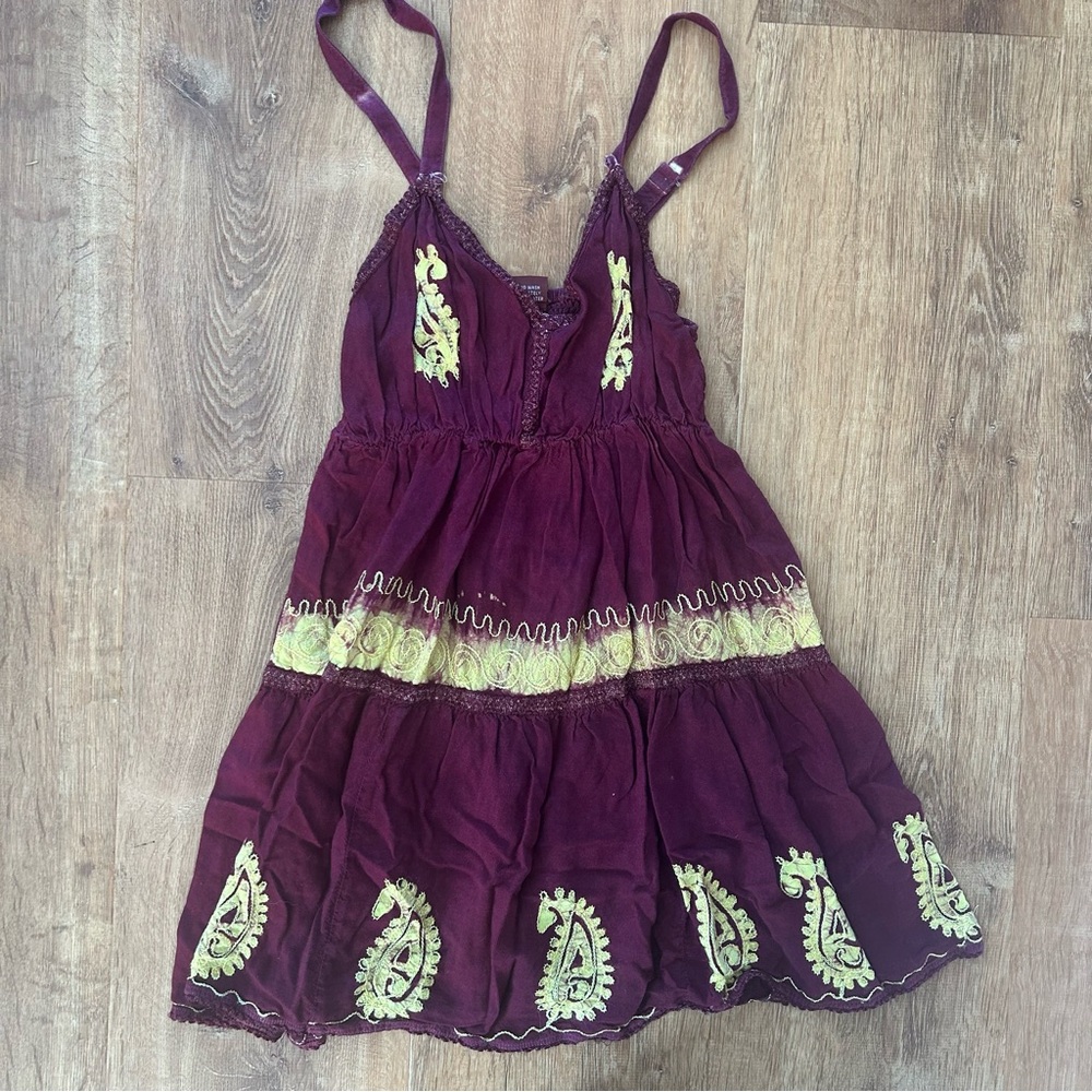 Bohemian embroidered dress!